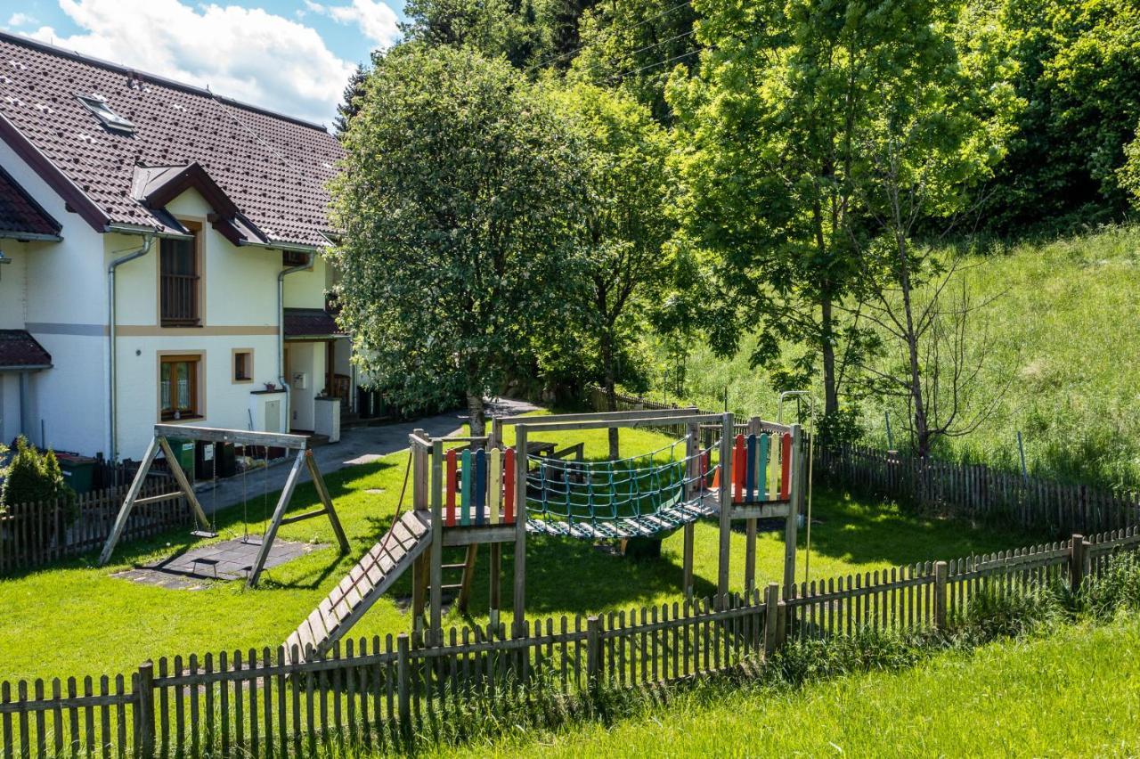 Ferienhaus Waldsicht Flachau Bagian luar foto